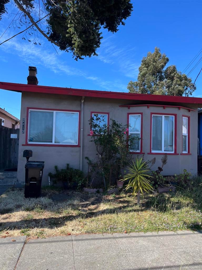 2417 Esmond Ave Ave, Richmond CA 94804