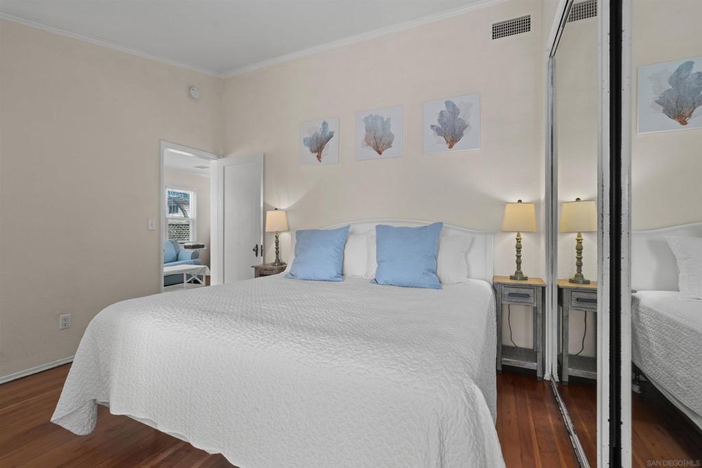 Ocean Beach - Residential Lease