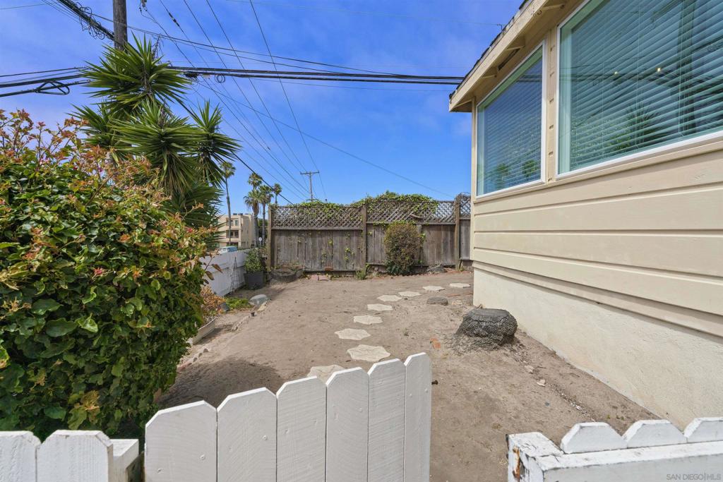 Ocean Beach - Residential Lease