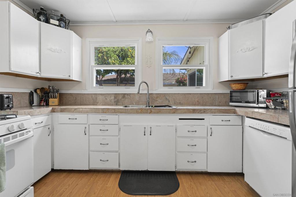 Ocean Beach - Residential Lease