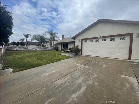 Photo of 856 Denise Avenue, Redlands, CA 92374 (MLS # IG26063849)