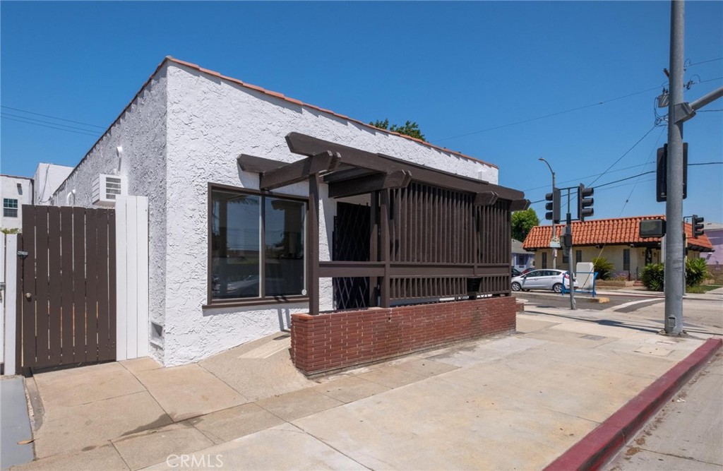 249 Redondo Avenue