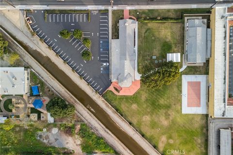 Photo of 405 S Azusa ave, Azusa, CA 91702 (MLS # SR26013228)