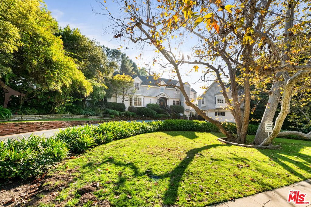 11324 Sunset Boulevard