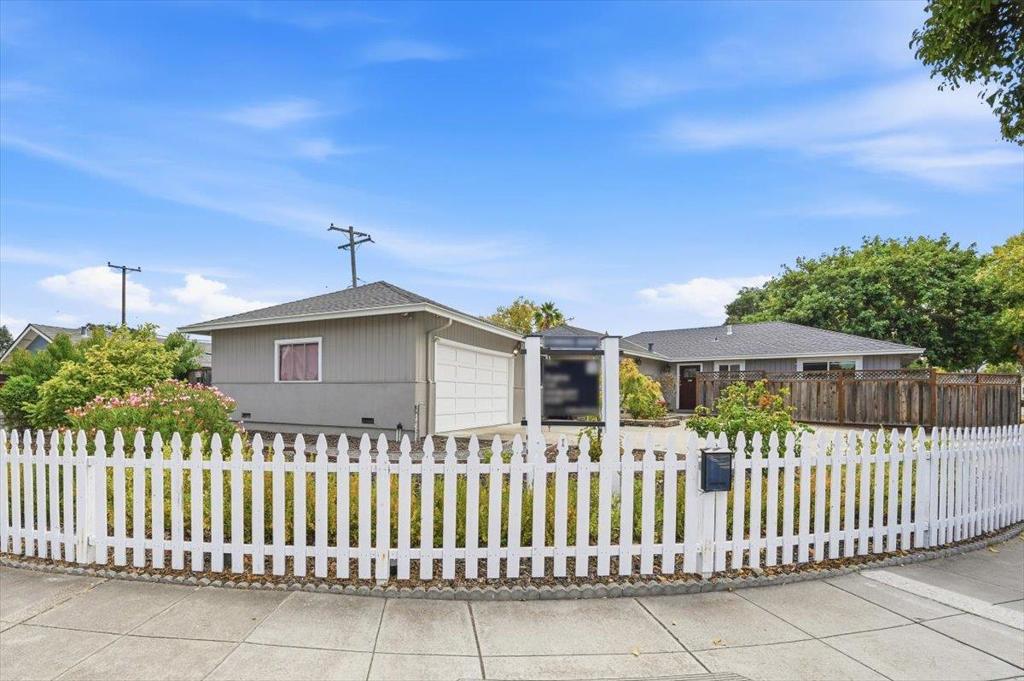 702 Grape Avenue
