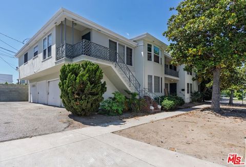 Photo of 5076 Pickford Street, Los Angeles, CA 90019 (MLS # 26798073)