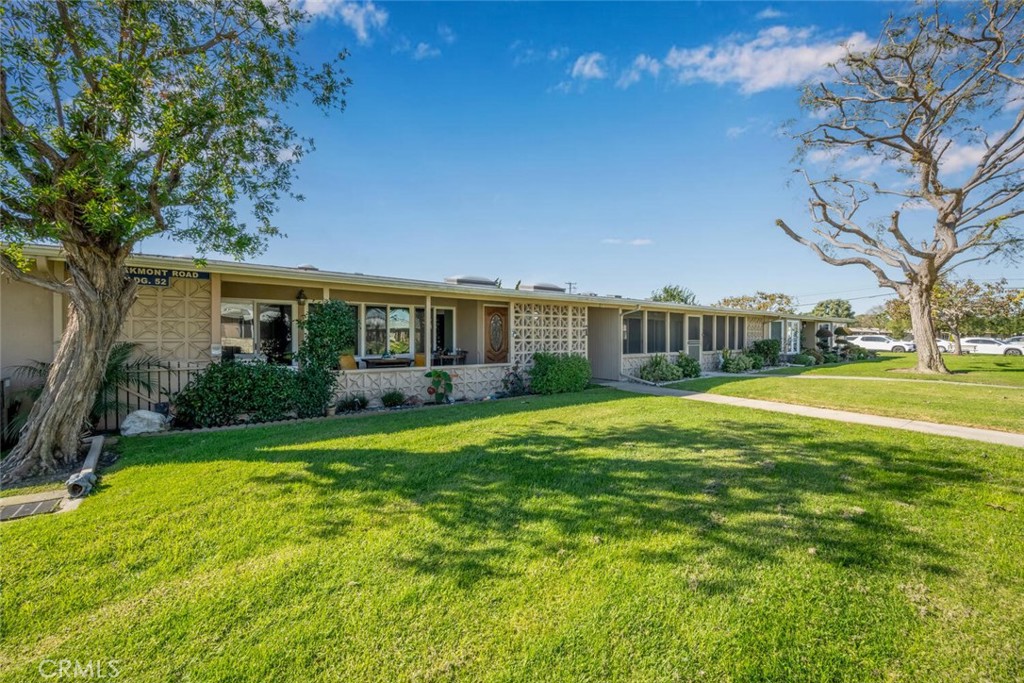 1240 Oakmont Road 52i