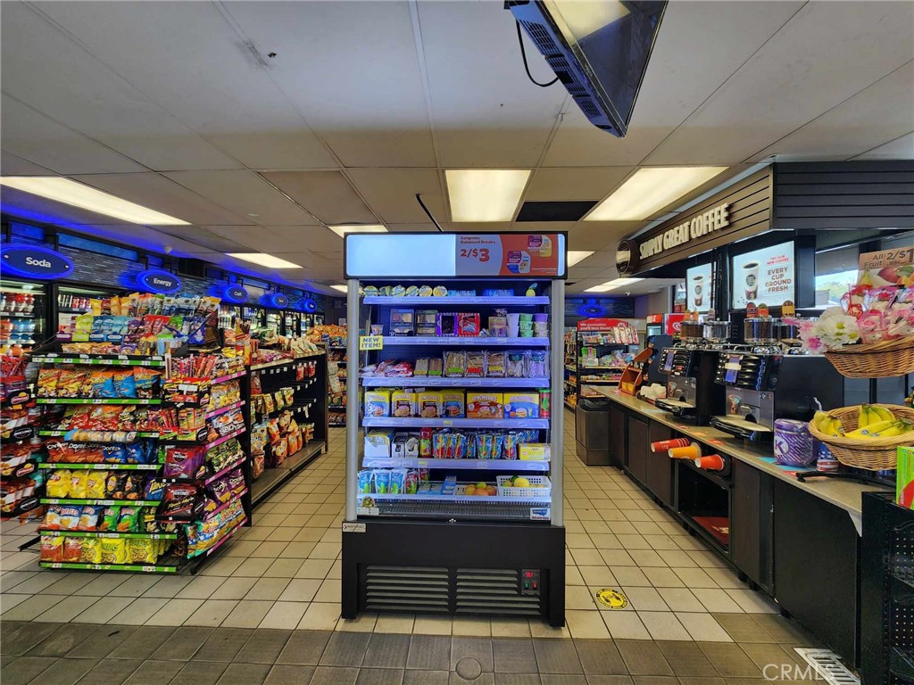 911 N Placentia Avenue