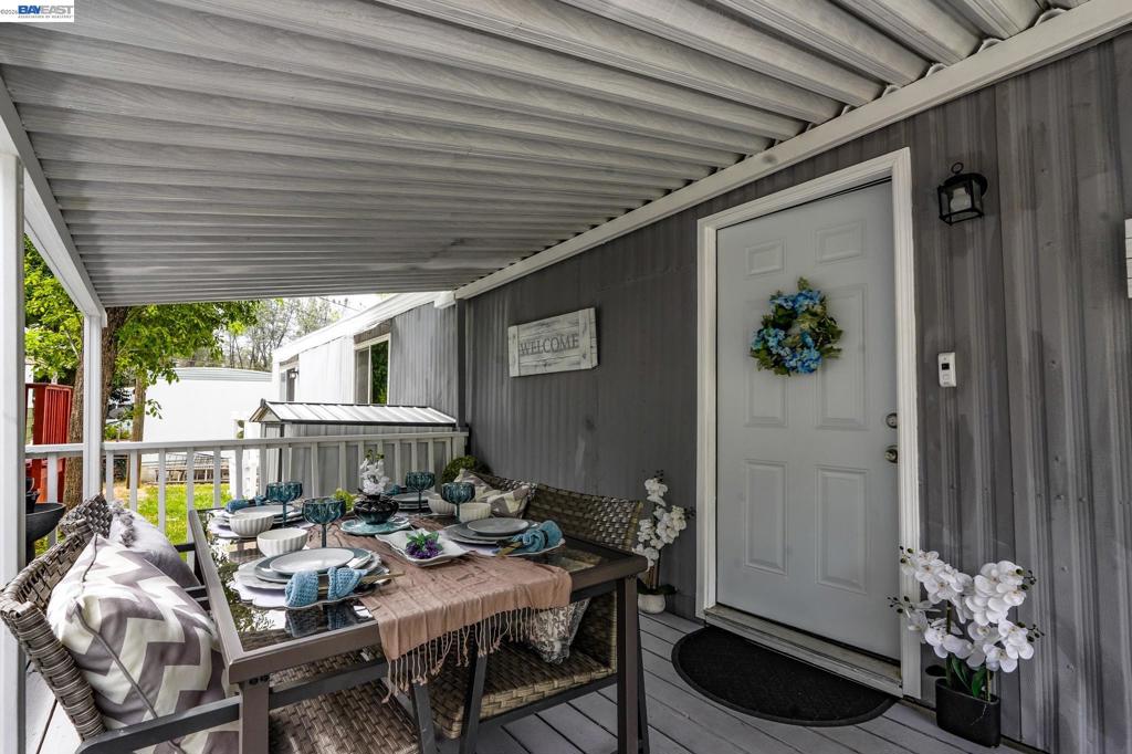 17776 Red Bud Lane
