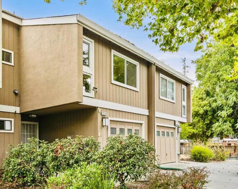 Photo of 612 Sierra Vista Avenue #K, Mountain View, CA 94043 (MLS # ML82059708)