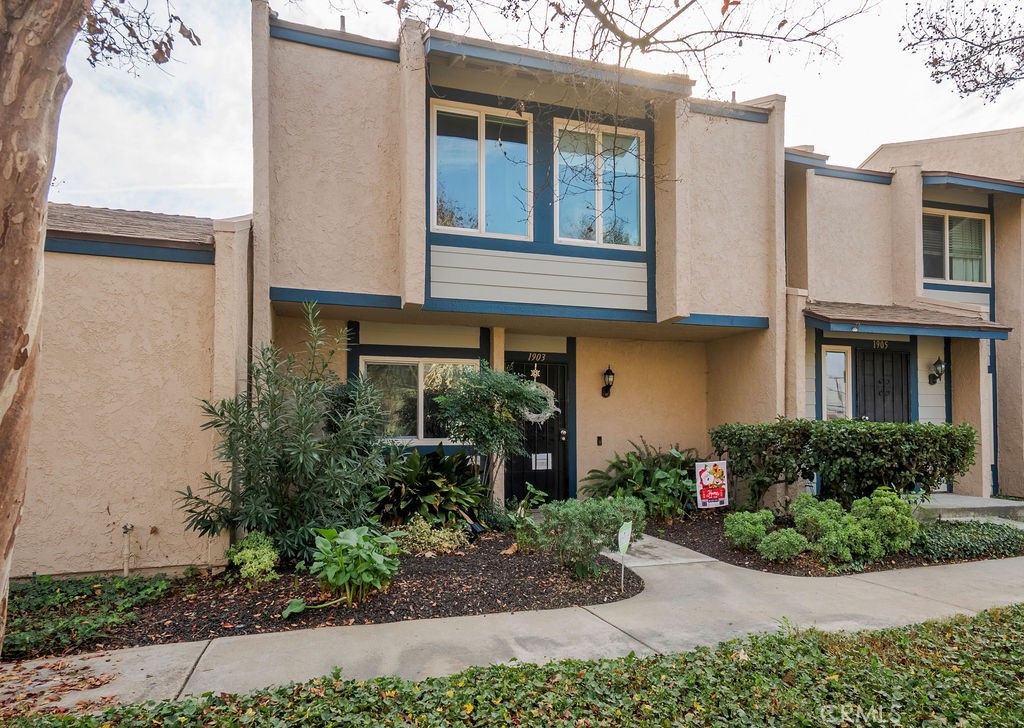 1903 S Summerplace 15