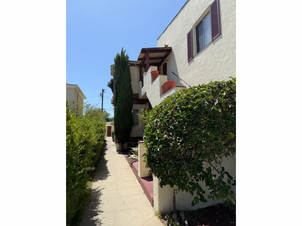 Properties 3 1237 S 3rd Street