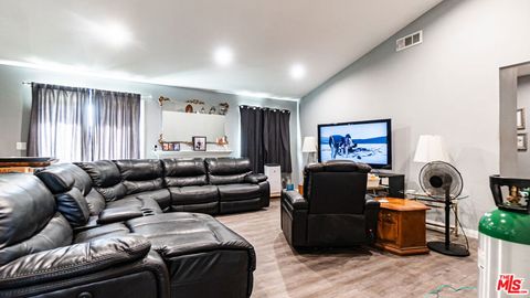 Tiny photo for 650 Bluebell Place, Oxnard, CA 93036 (MLS # 26656269)