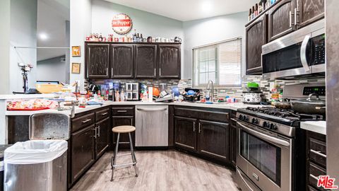 Tiny photo for 650 Bluebell Place, Oxnard, CA 93036 (MLS # 26656269)