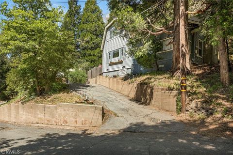 482 Zuger Court Crestline CA 92325