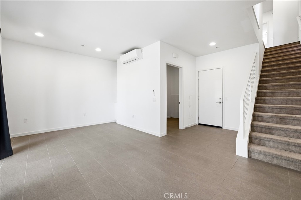629 W 17th