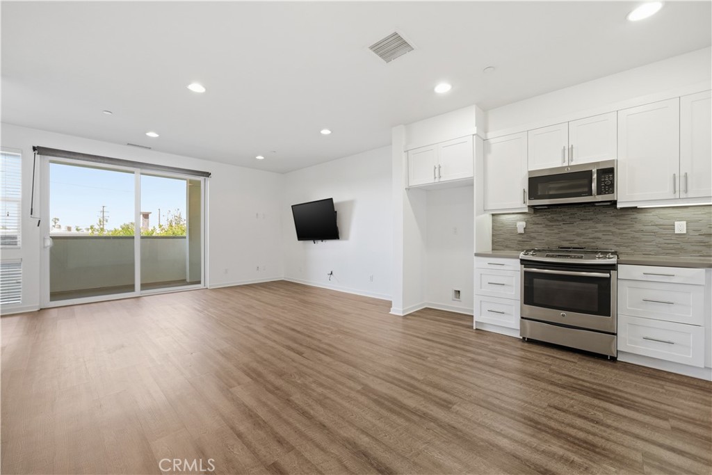 629 W 17th