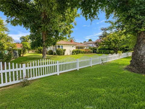 Photo of 325 W Lemon AVE, Arcadia, CA 91007 (MLS # WS26192669)