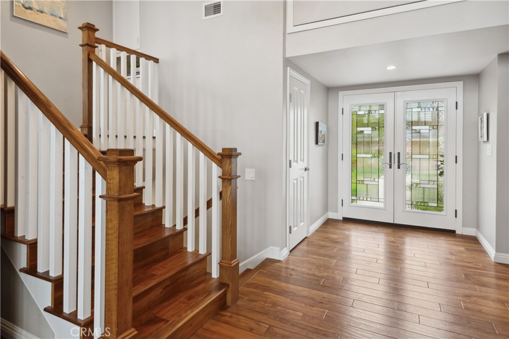 28433 Cedarbluff Drive