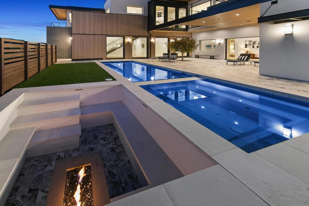 Pacific Beach - Residential