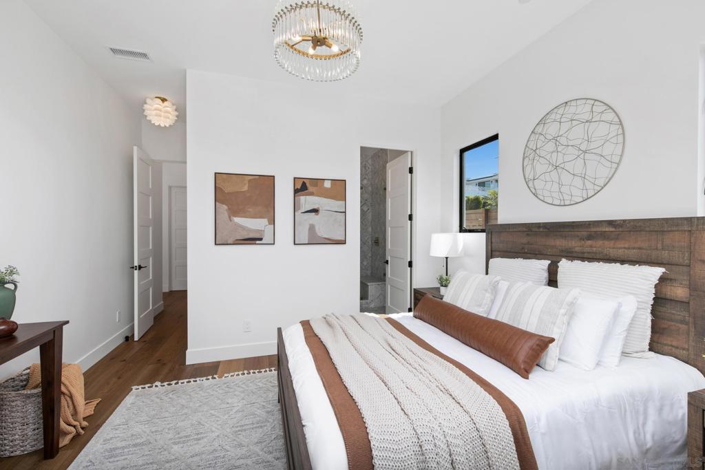 Pacific Beach - Residential