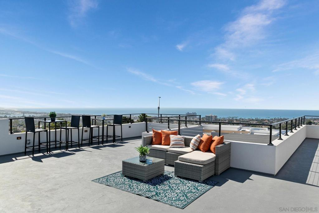 Pacific Beach - Residential