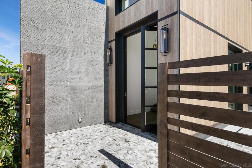 Pacific Beach - Residential