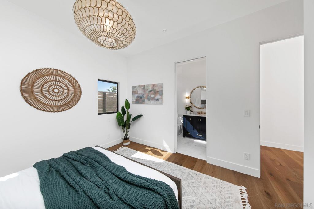 Pacific Beach - Residential