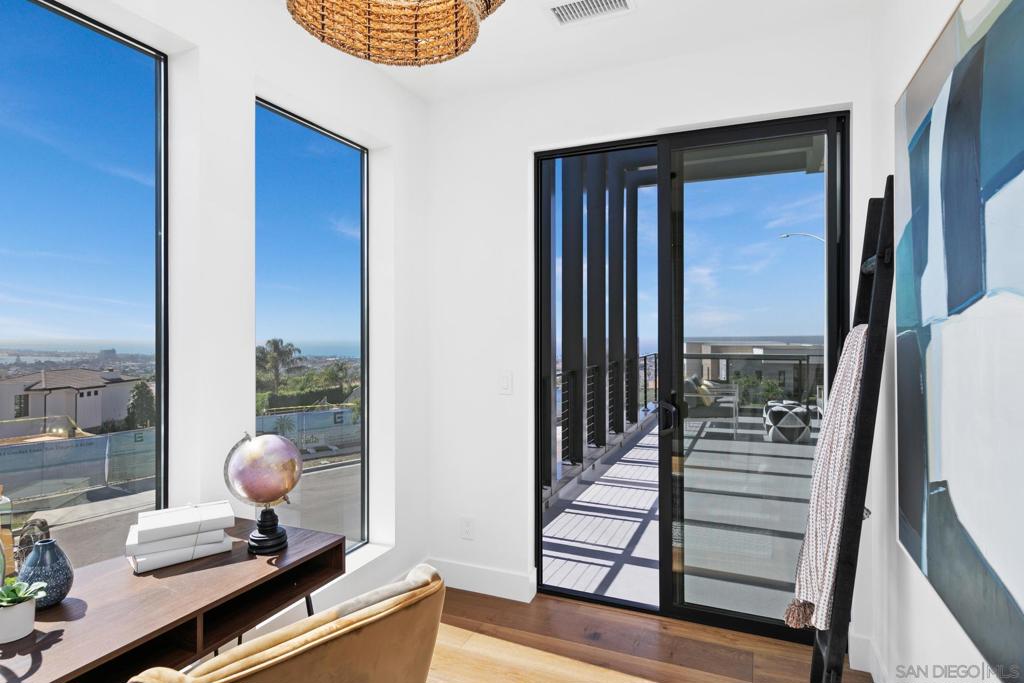 Pacific Beach - Residential