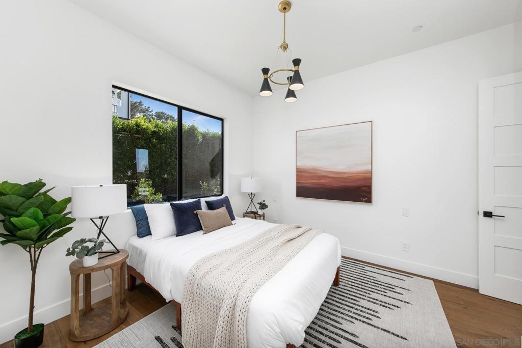 Pacific Beach - Residential