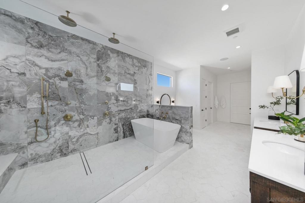 Pacific Beach - Residential