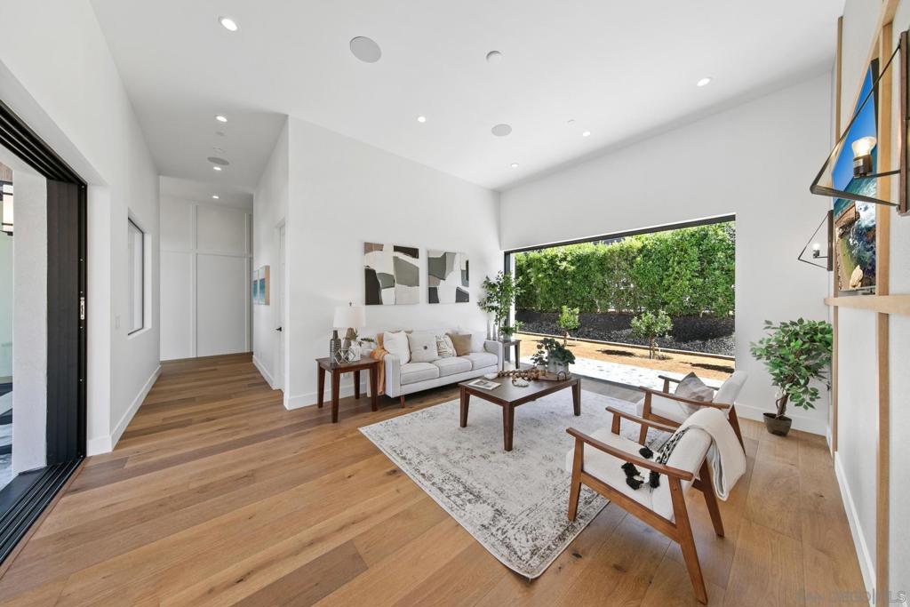 Pacific Beach - Residential