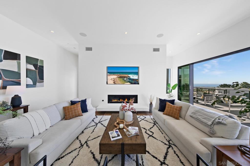 Pacific Beach - Residential