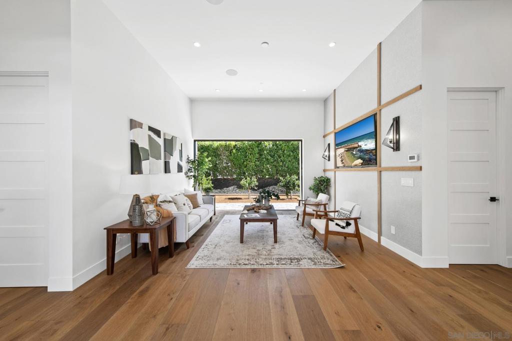 Pacific Beach - Residential