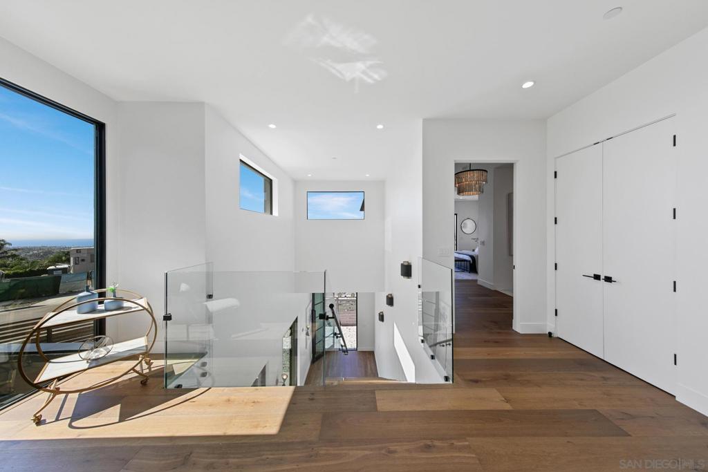 Pacific Beach - Residential