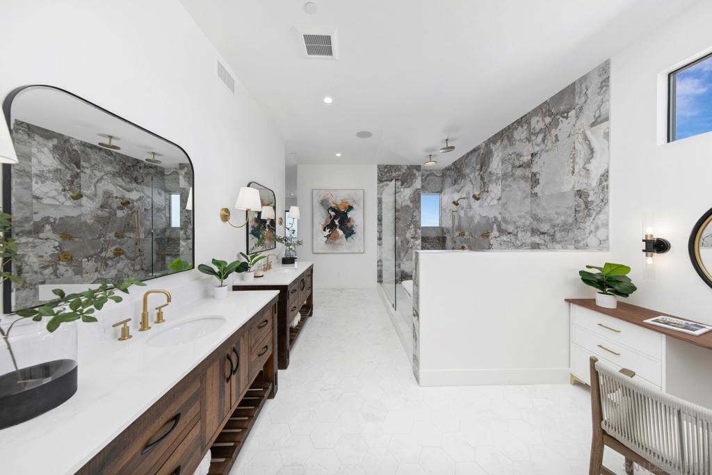 Pacific Beach - Residential