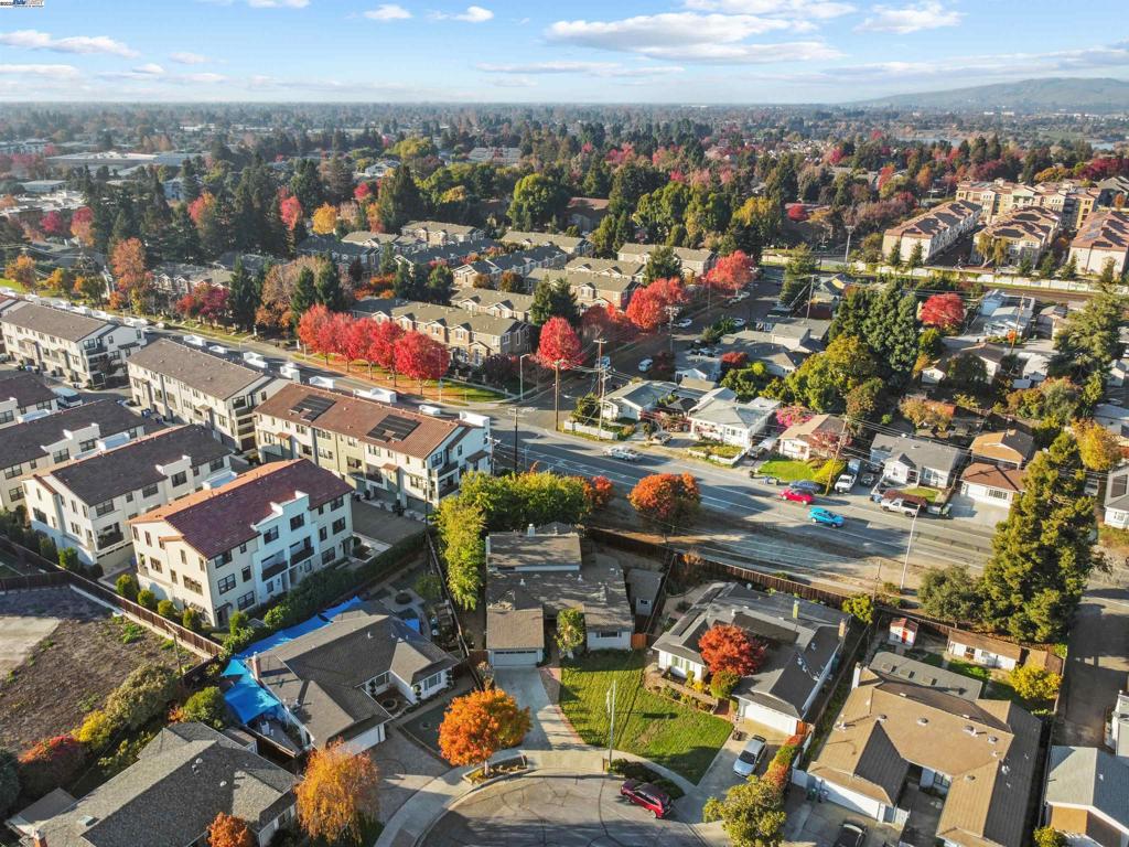 CENTERVILLE - Residential