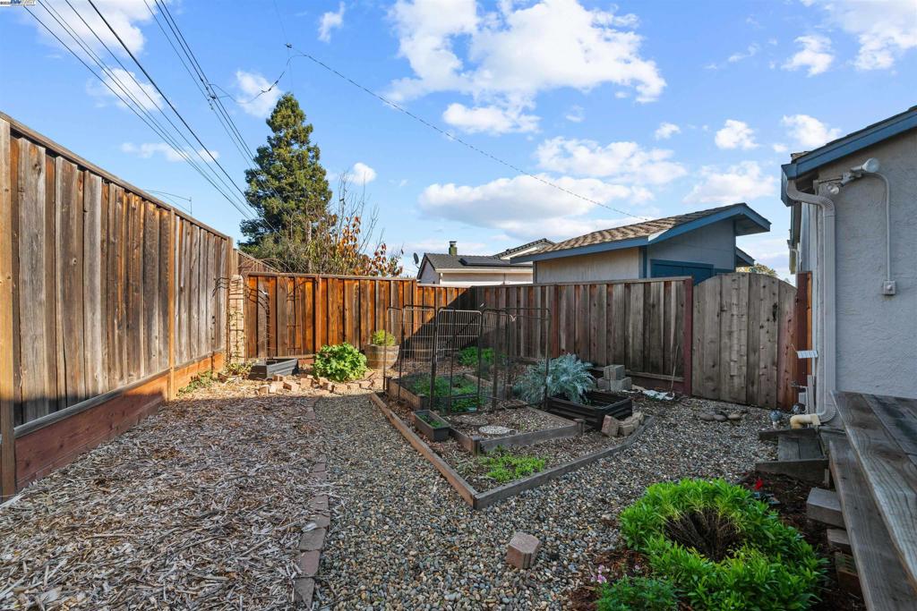 CENTERVILLE - Residential