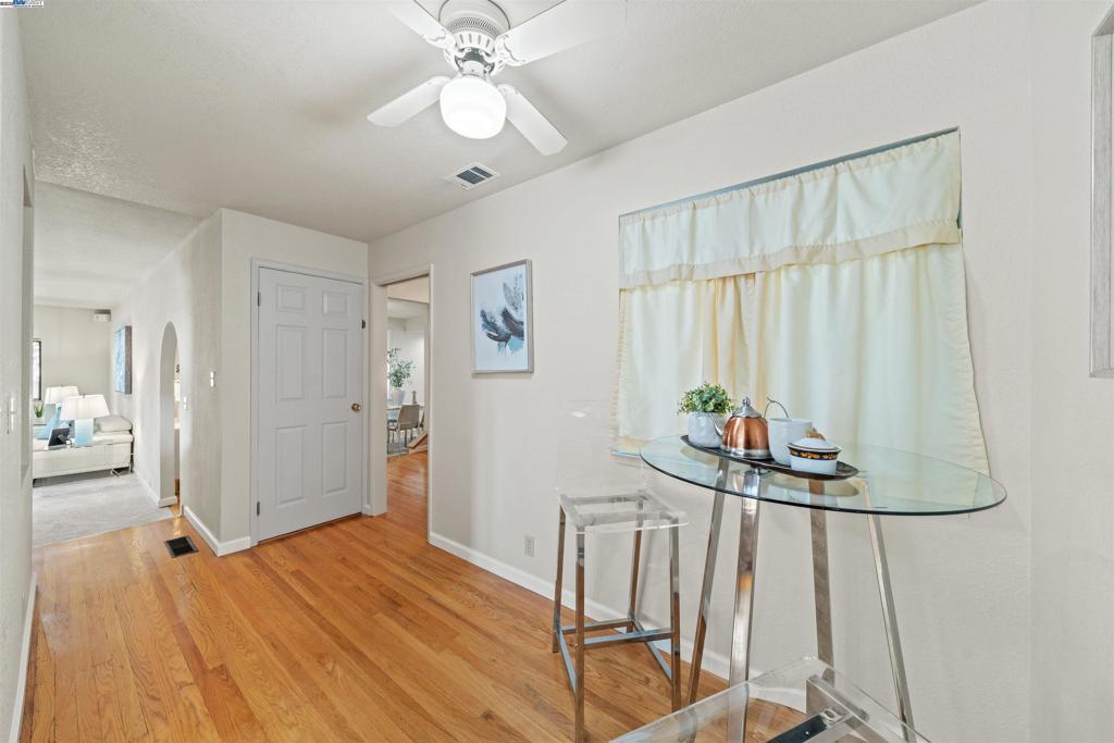 CENTERVILLE - Residential