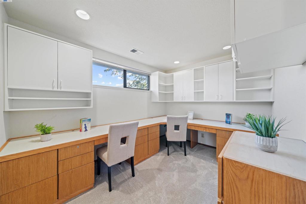 CENTERVILLE - Residential