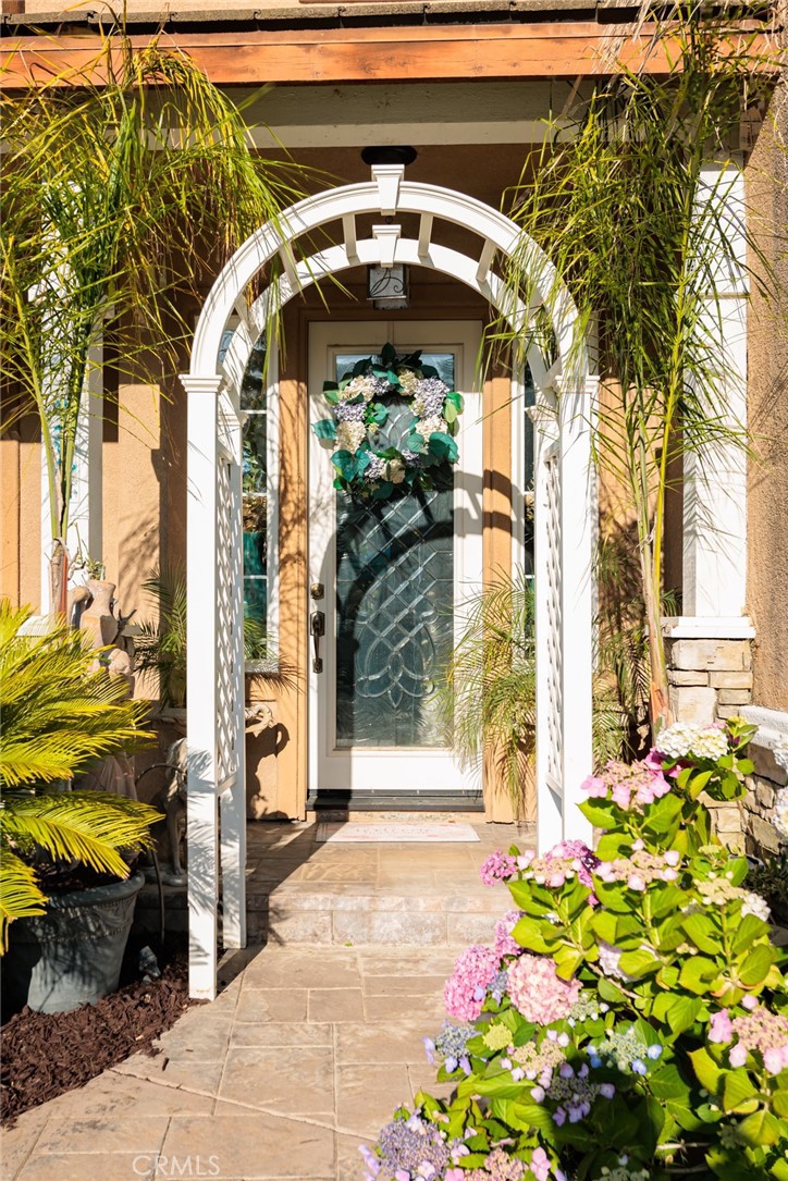 1045 Inverlochy Drive