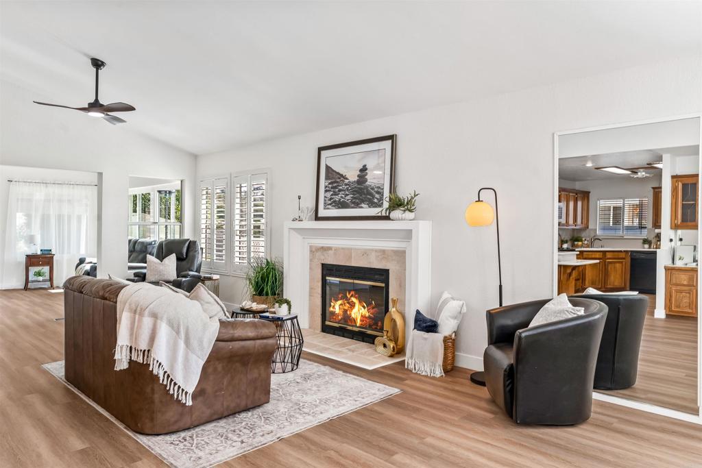 2010 W San Marcos Blvd #18 BLVD, San Marcos CA 92078