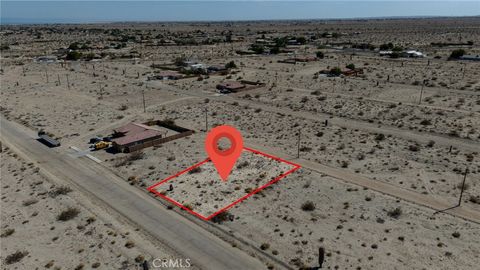 Photo of 1531 Indian Ocean Avenue, Thermal, CA 92274 (MLS # IV25001901)