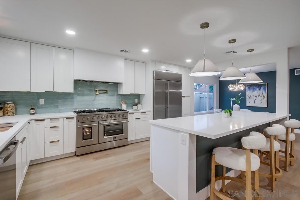 10415 Mesa Madera Dr