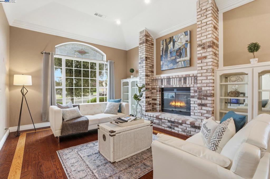 SPRINGTOWN - Residential