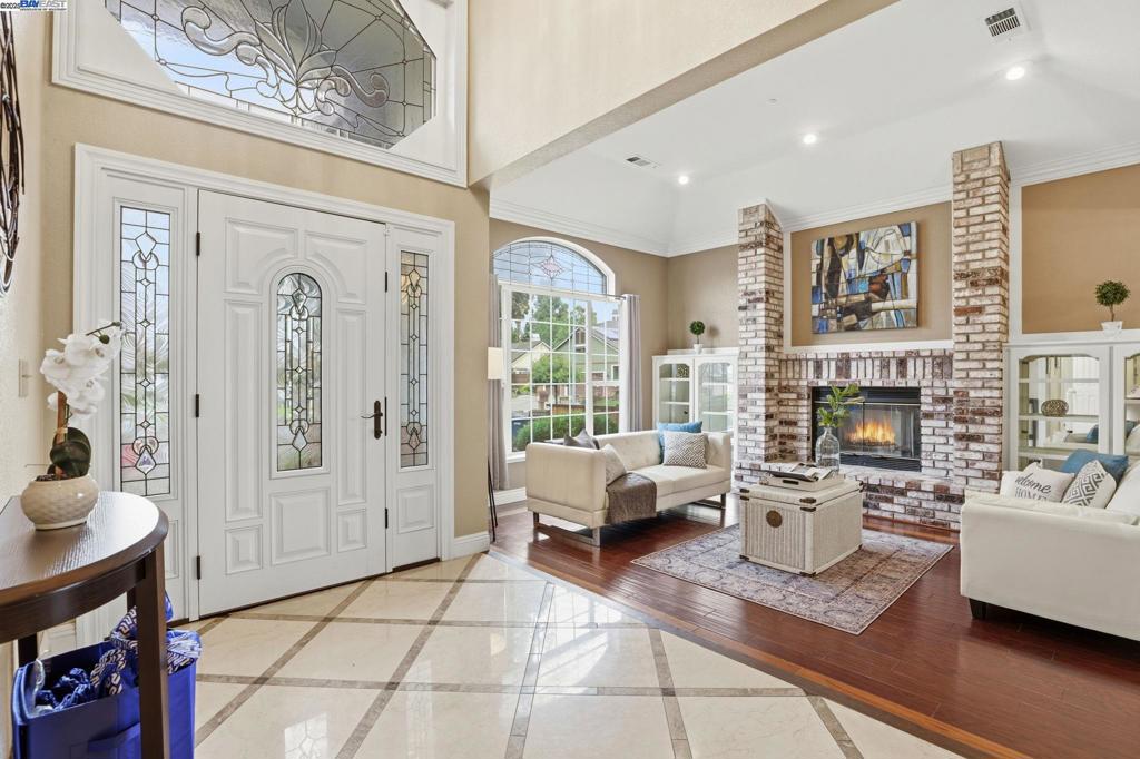 SPRINGTOWN - Residential