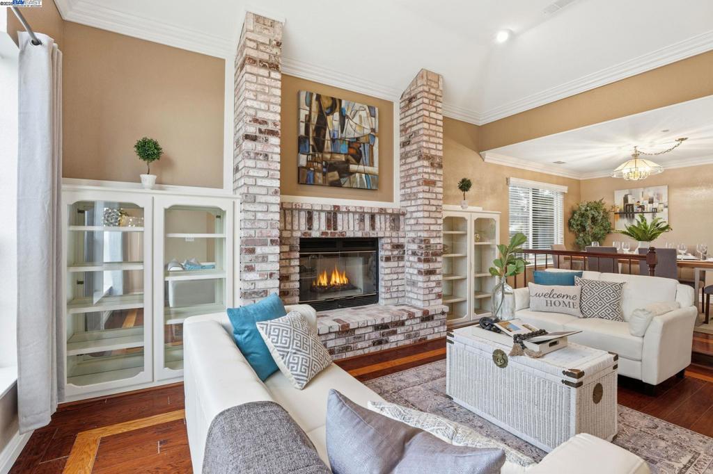 SPRINGTOWN - Residential