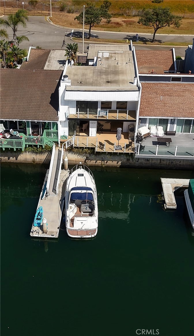 4630 Eastbourne Bay