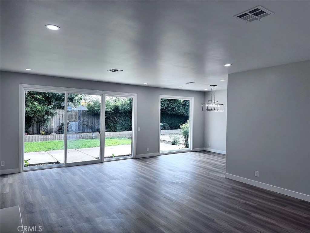 Enderle Gardens - Residential