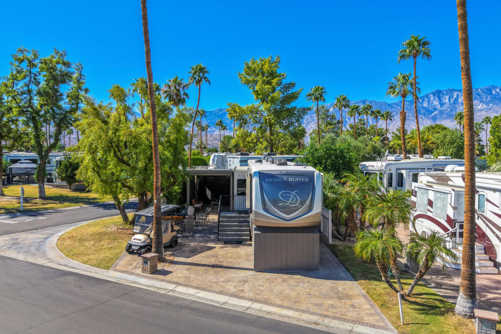 69411 Ramon Road 737